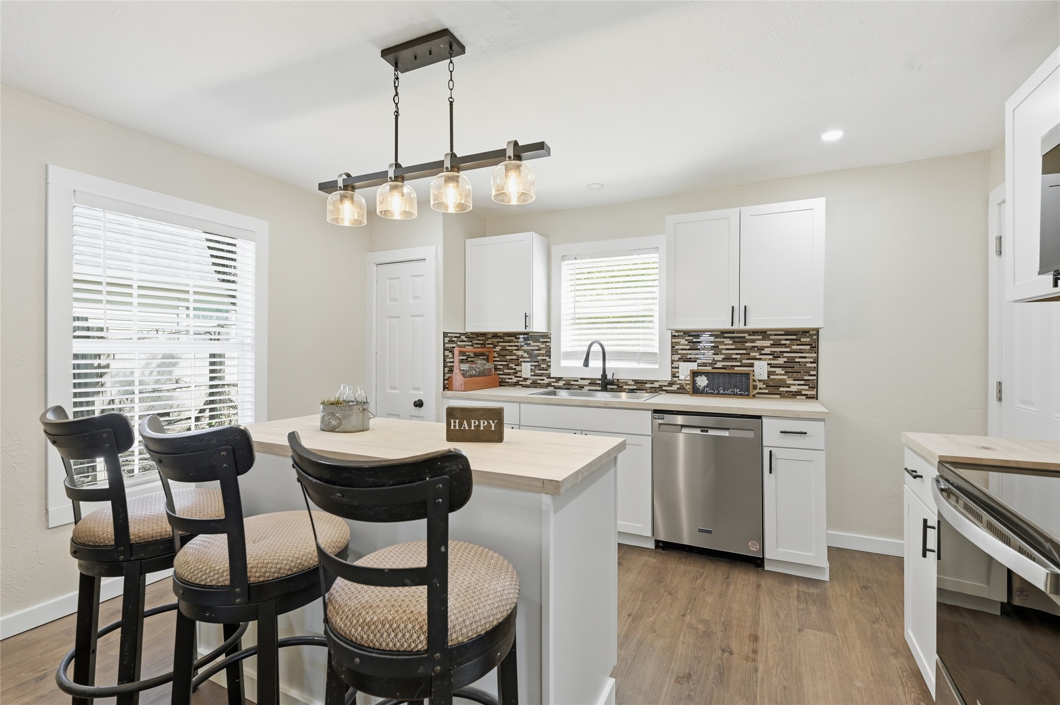 1209 S Maxey Street Sherman TX 75090