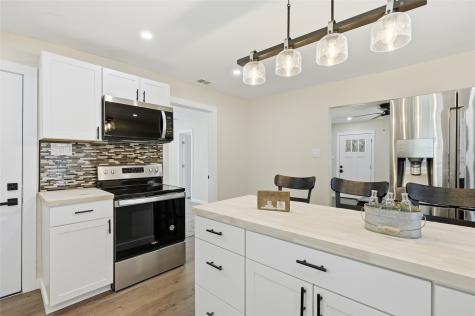 1209 S Maxey Street Sherman TX 75090