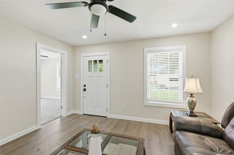 1209 S Maxey Street Sherman TX 75090