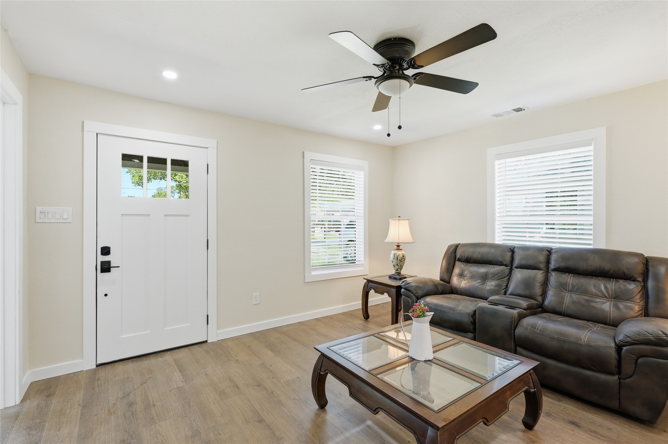 1209 S Maxey Street Sherman TX 75090