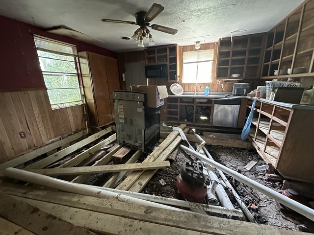 419 W Pine Whitewright TX 75491