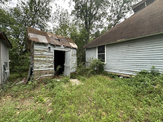 419 W Pine Whitewright TX 75491