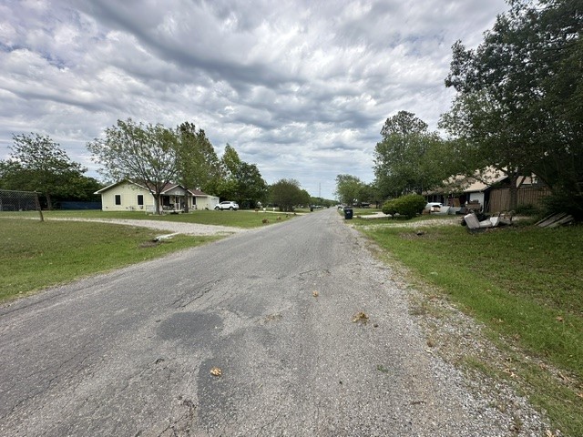 419 W Pine Whitewright TX 75491