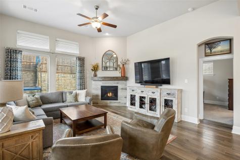 2012 Crescent Street Fort Worth TX 76008