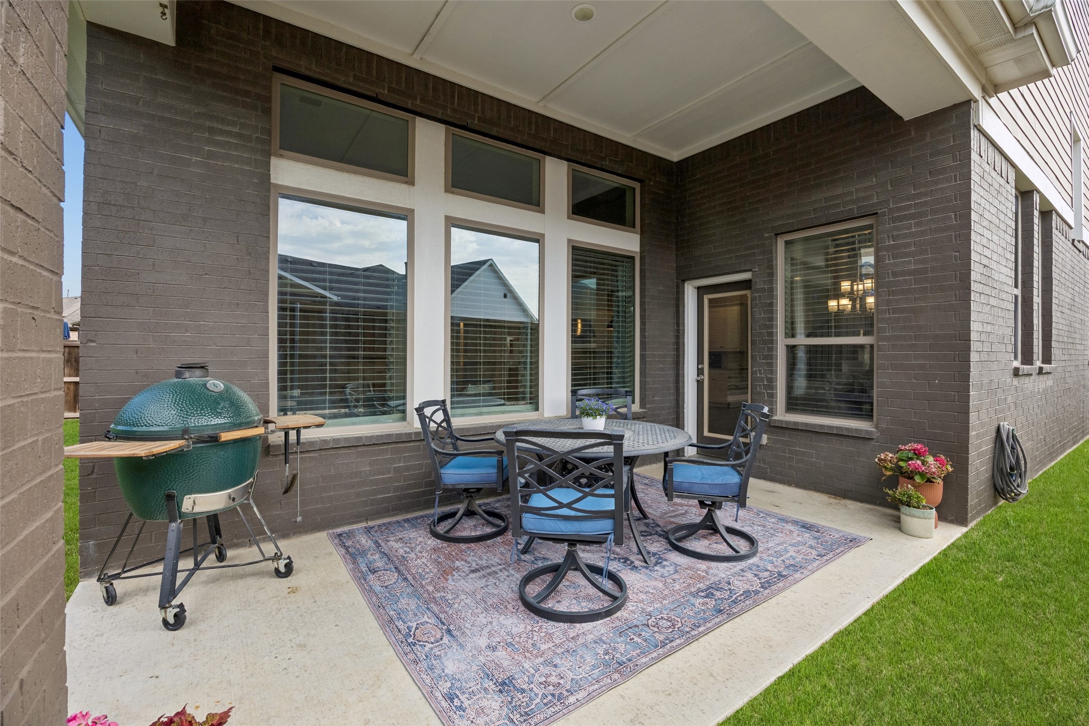 2012 Crescent Street Fort Worth TX 76008