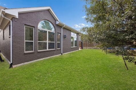 2012 Crescent Street Fort Worth TX 76008