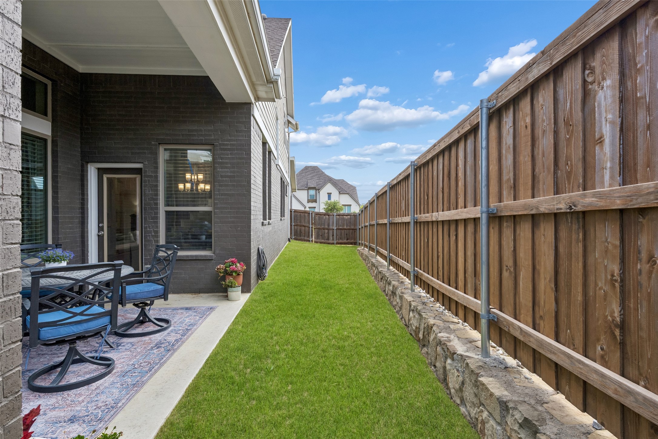 2012 Crescent Street Fort Worth TX 76008