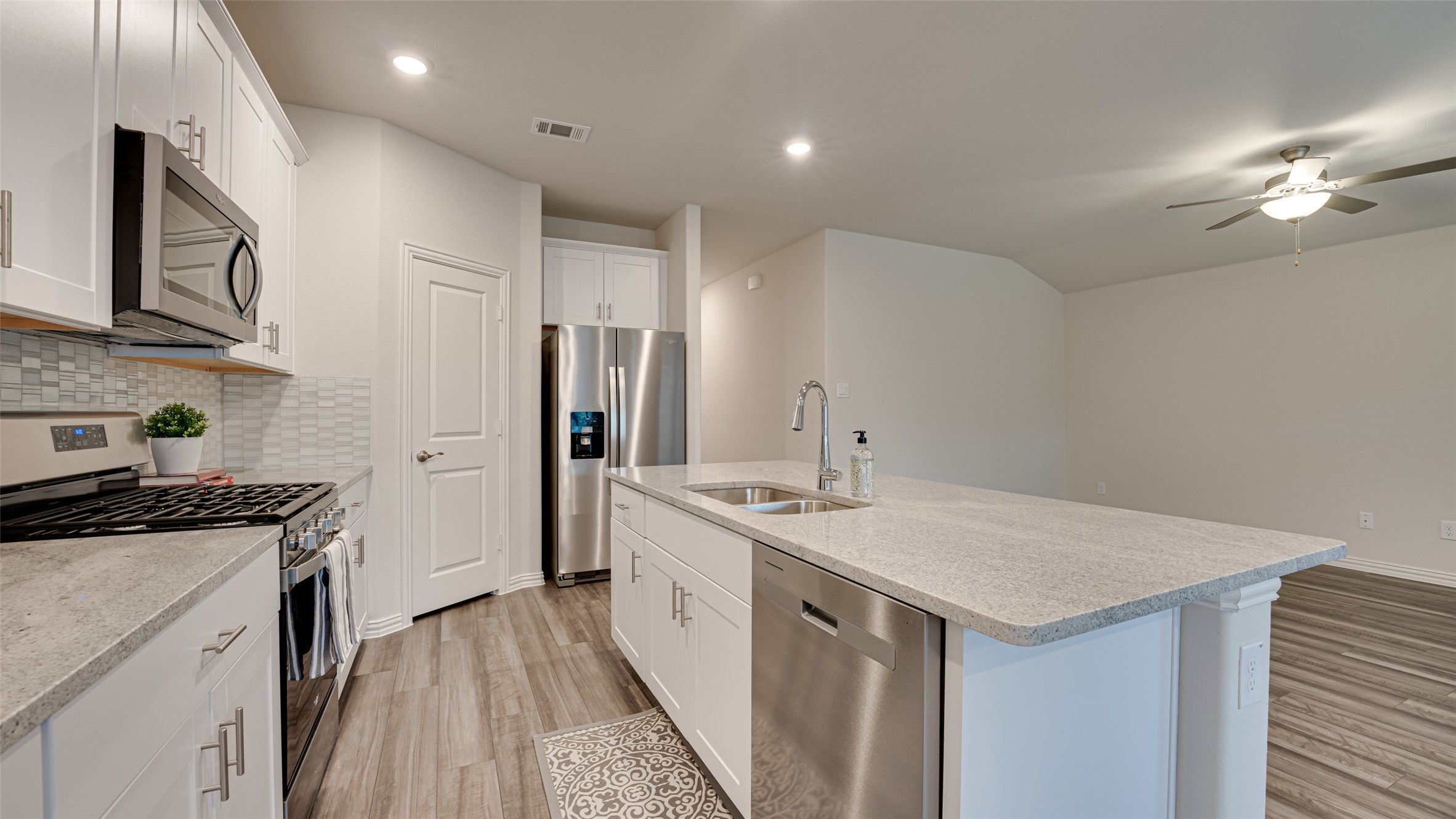 1115 Enchanted Rock Lane Royse City TX 75189