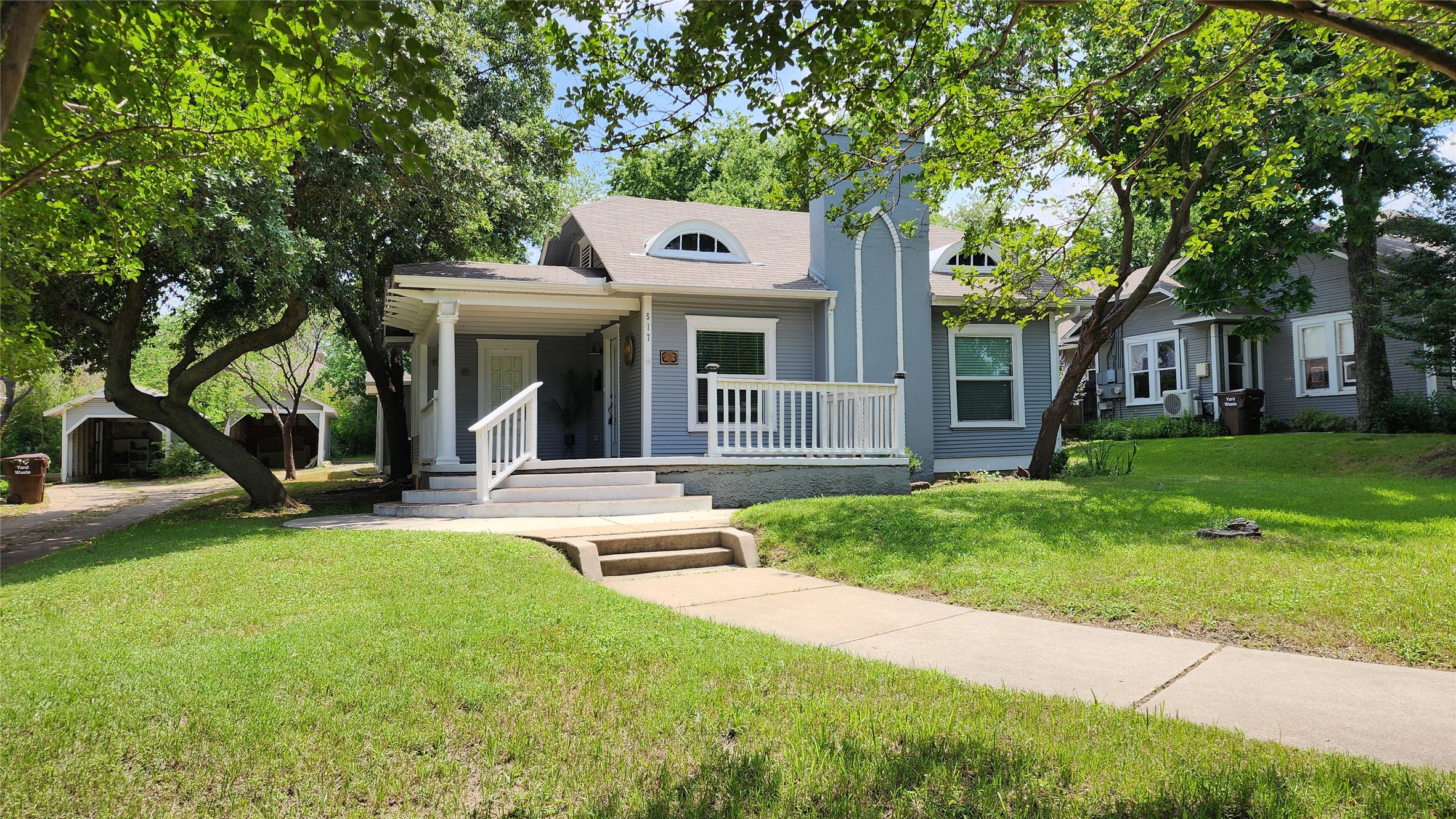 517 W Parkway Street Denton TX 76201