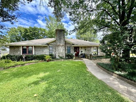 1220 N Collegiate Drive Paris TX 75460
