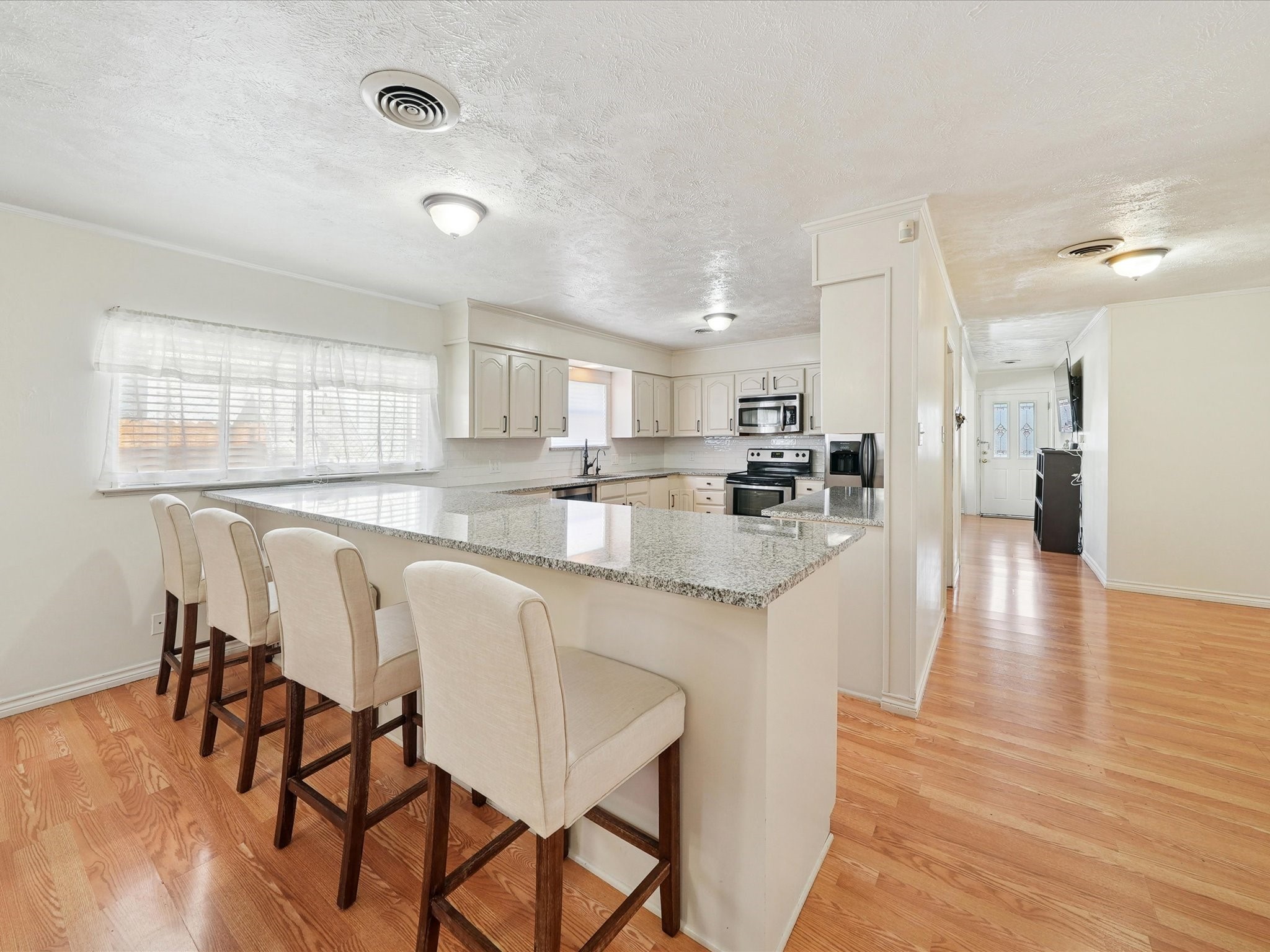 1215 Tarpley Avenue Dallas TX 75211
