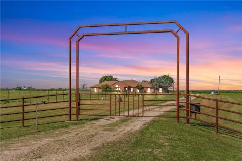 584 S Hanath Kuehl Road Riesel TX 76682