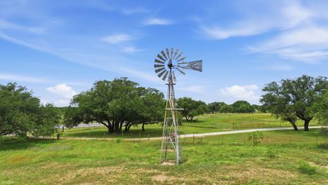 1360 W Us Hwy 84 Highway Mullin TX 76864