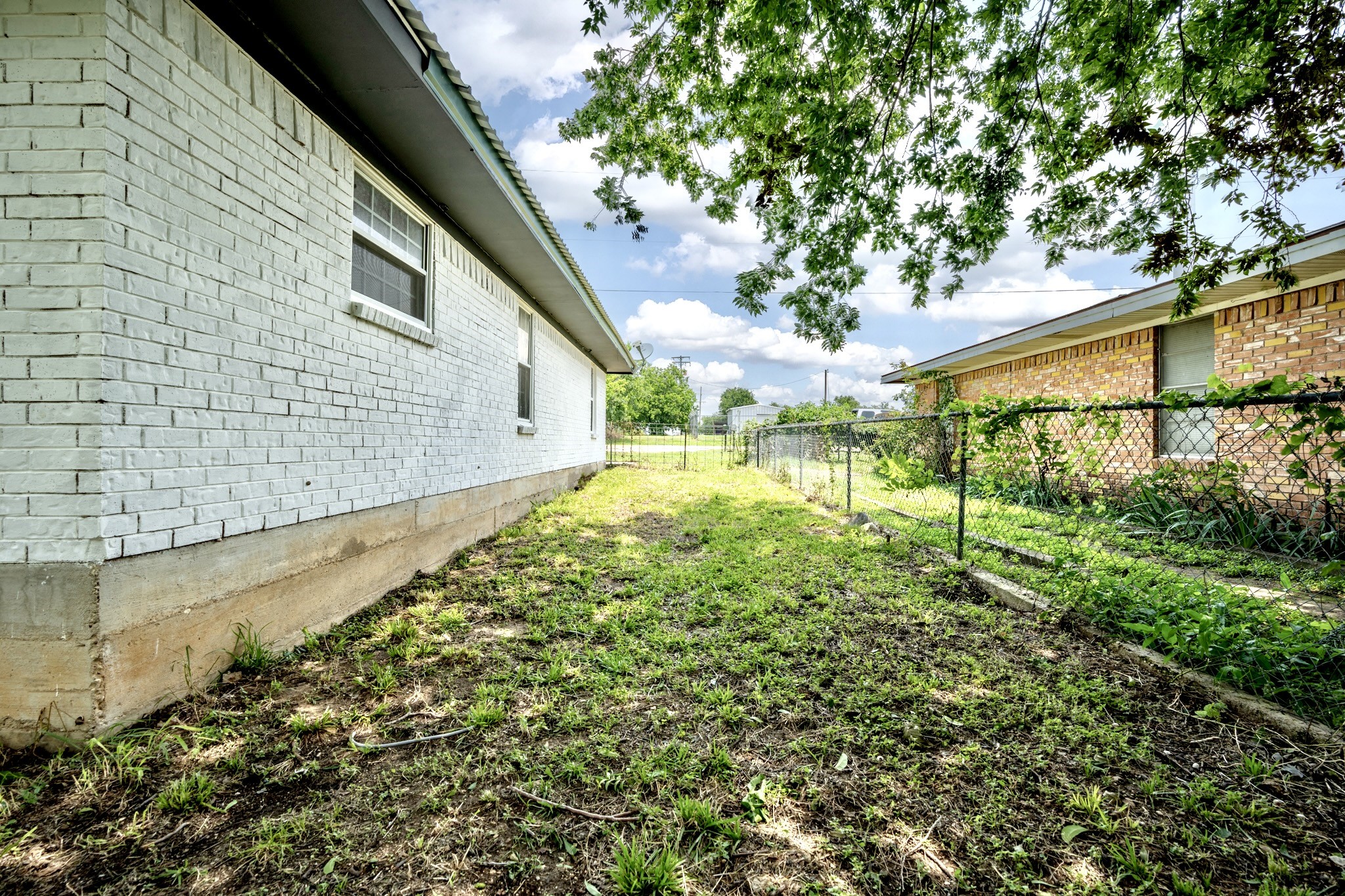 805 Virginia Morgan TX 76671