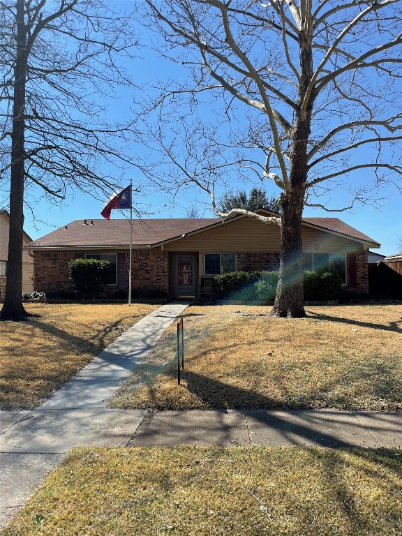 2926 Holy Cross Lane Garland TX 75044