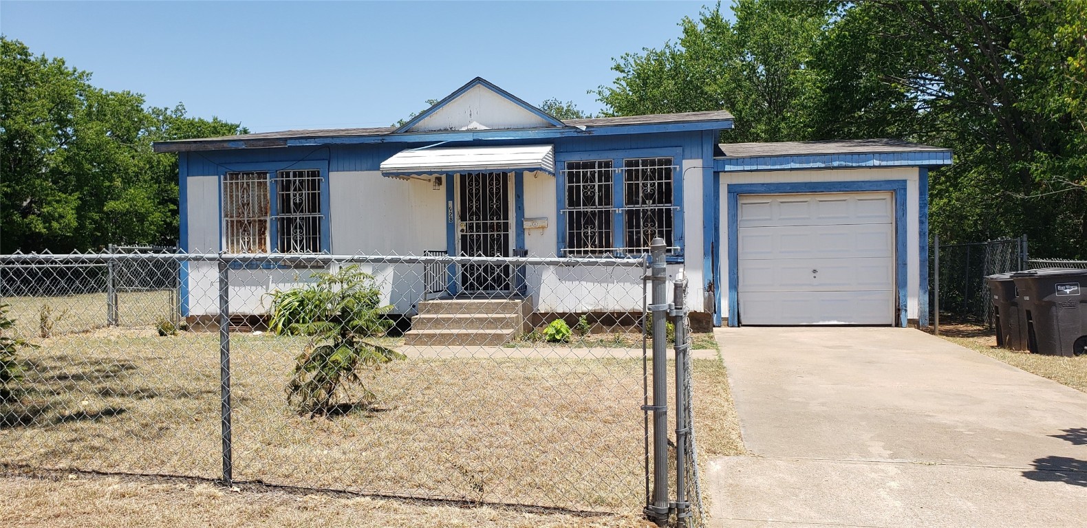 5928 Houghton Avenue Fort Worth TX 76107