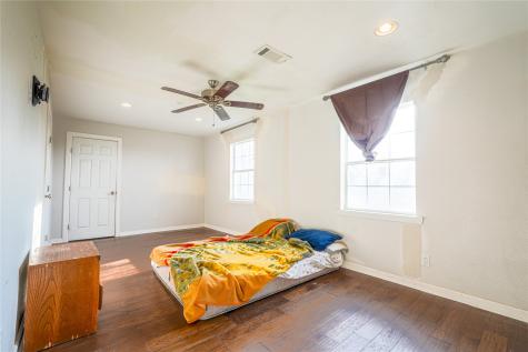 200 W Greenbriar Street Robinson TX 76706