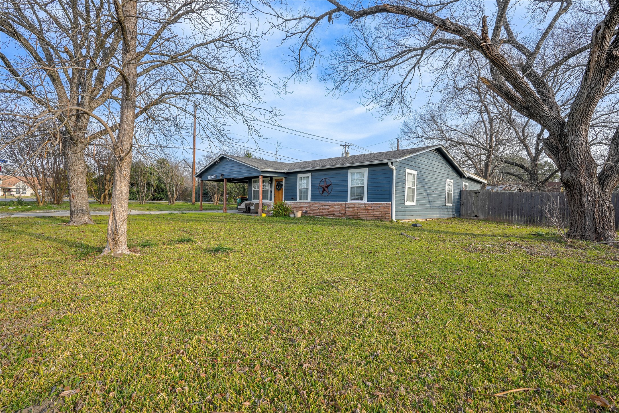 200 W Greenbriar Street Robinson TX 76706