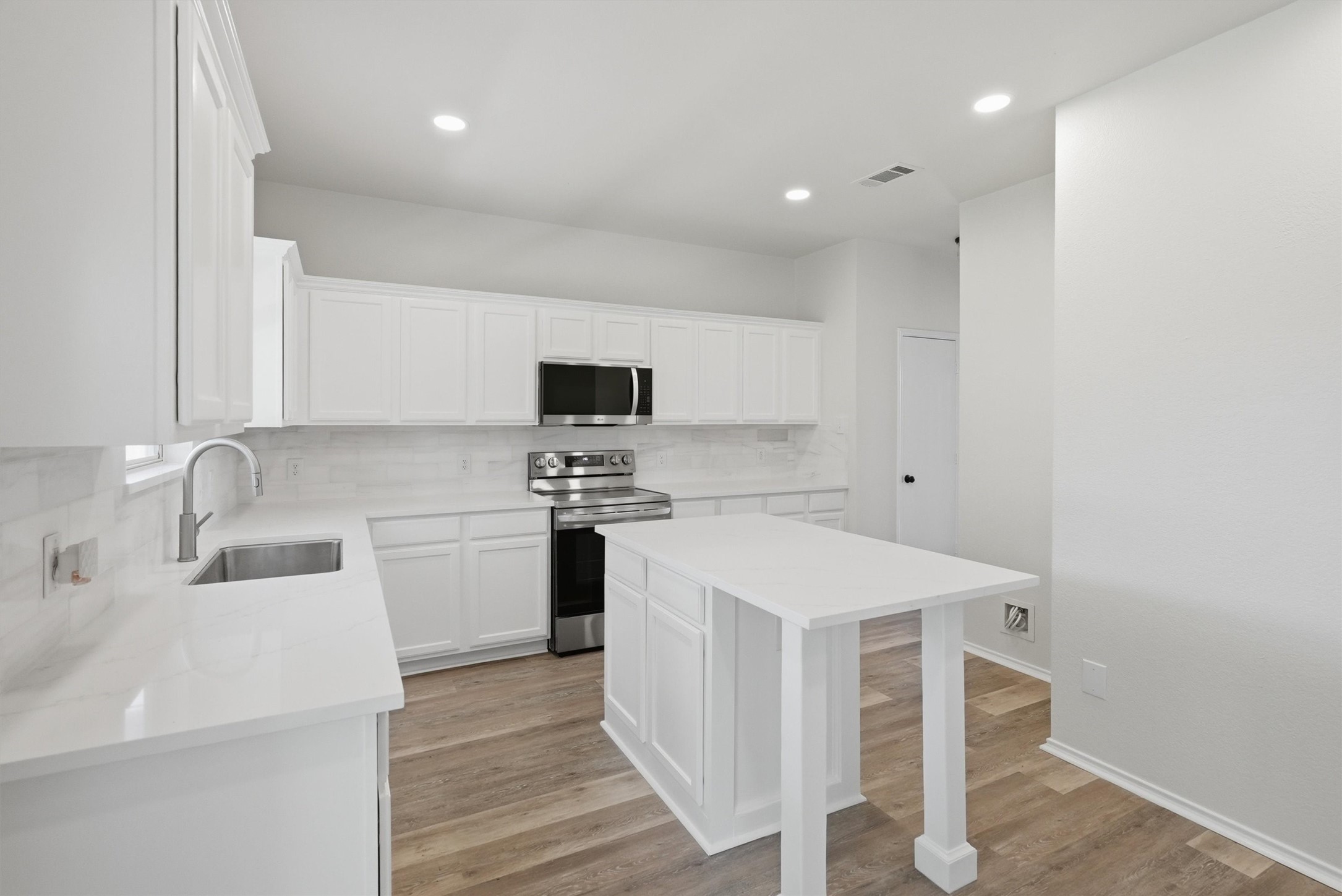 7104 Starwood Drive Fort Worth TX 76137