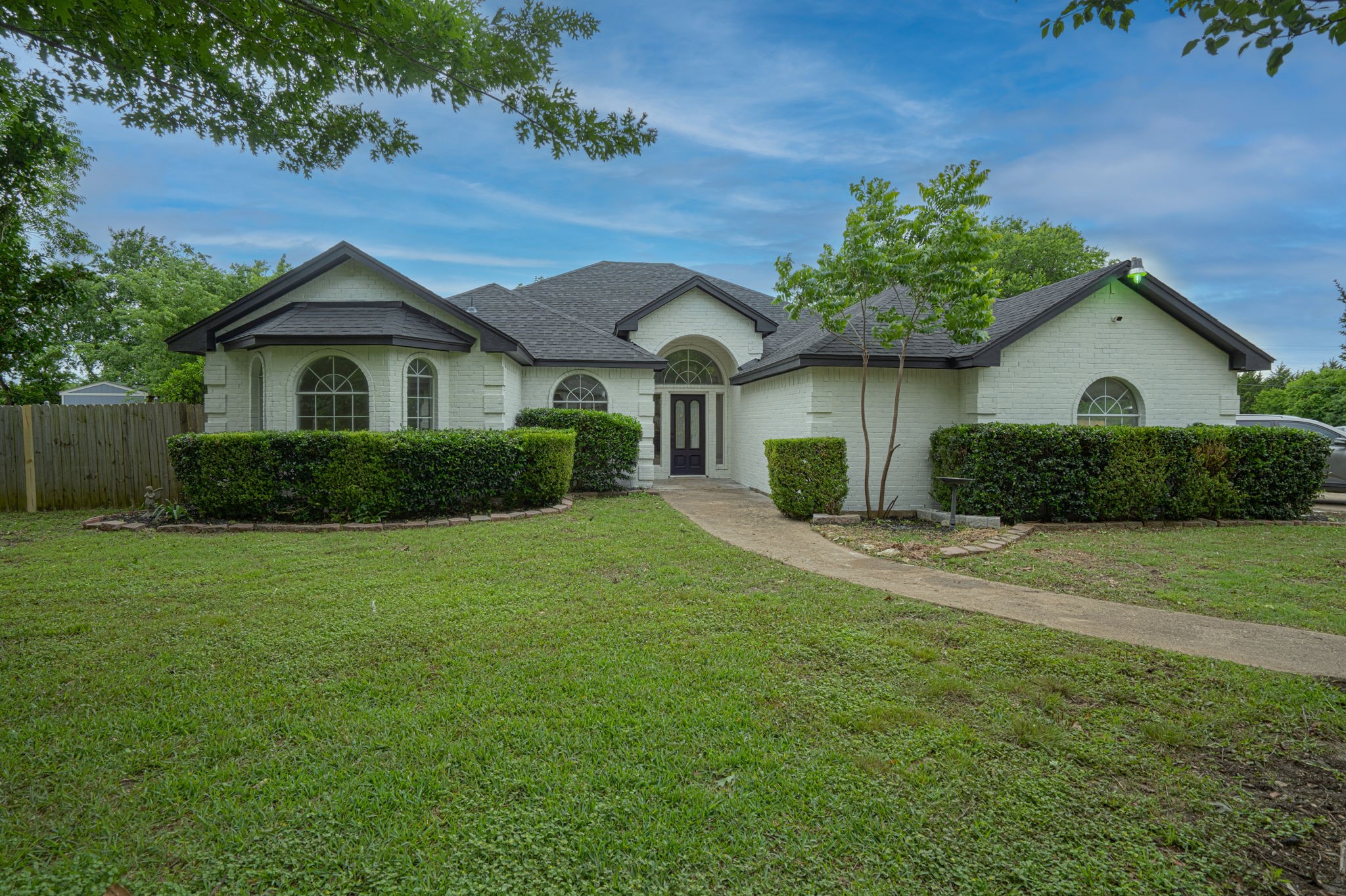 214 Pearly Top Drive Glenn Heights TX 75154