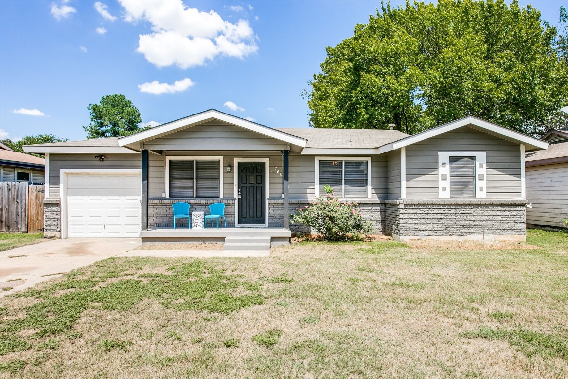 764 Betty Lane Hurst TX 76053