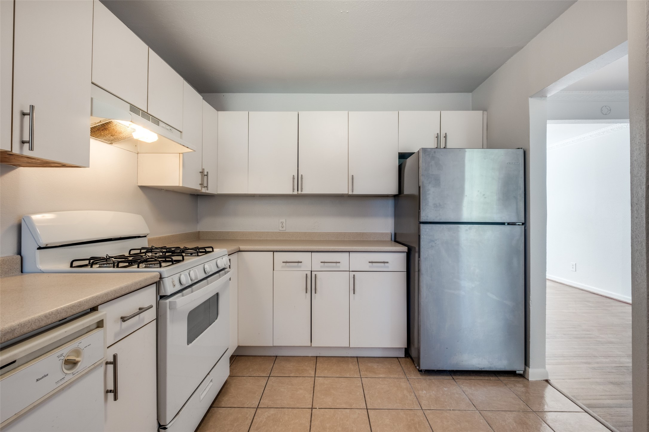 2125 Housley Drive Dallas TX 75228