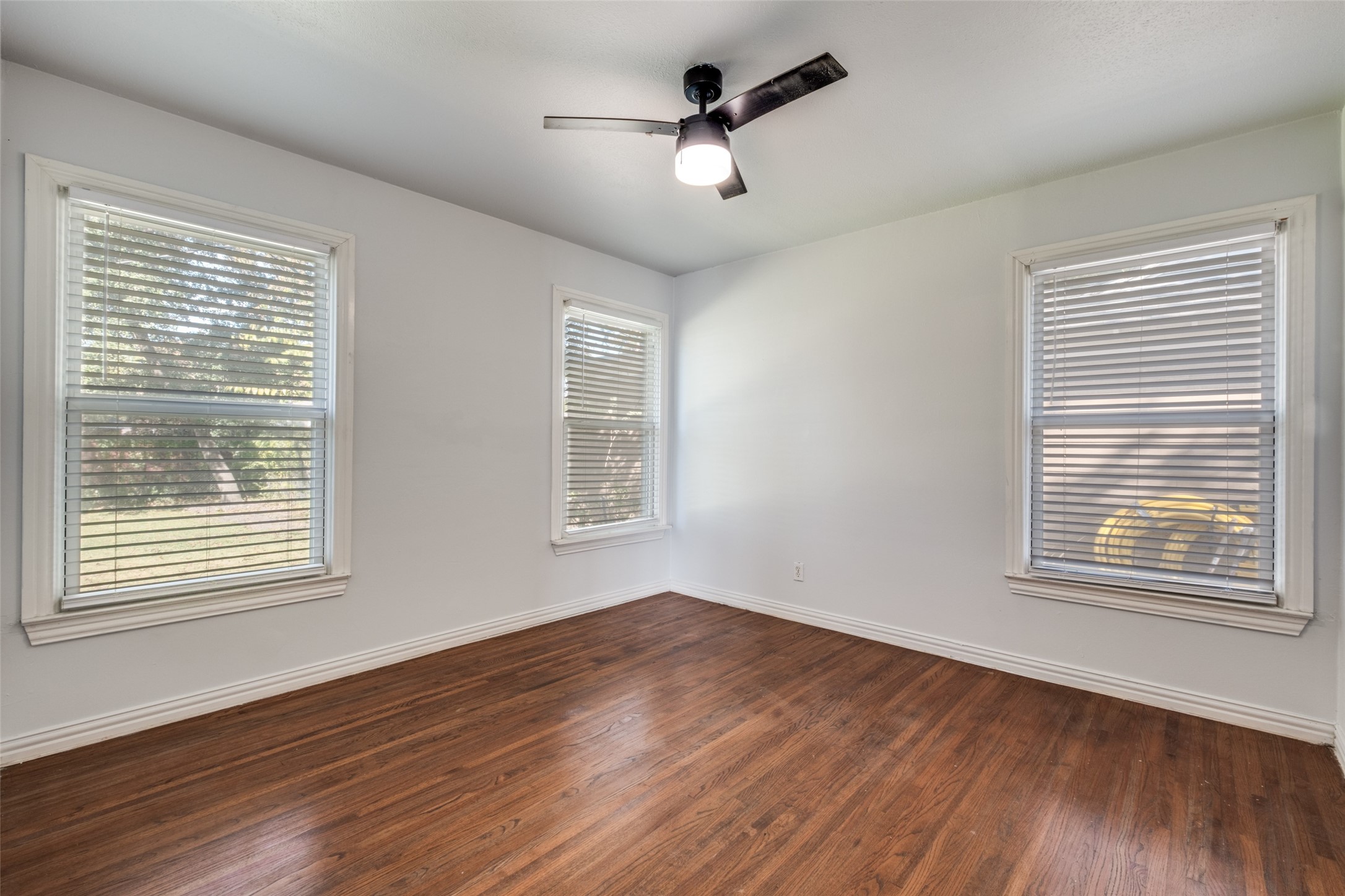 2125 Housley Drive Dallas TX 75228