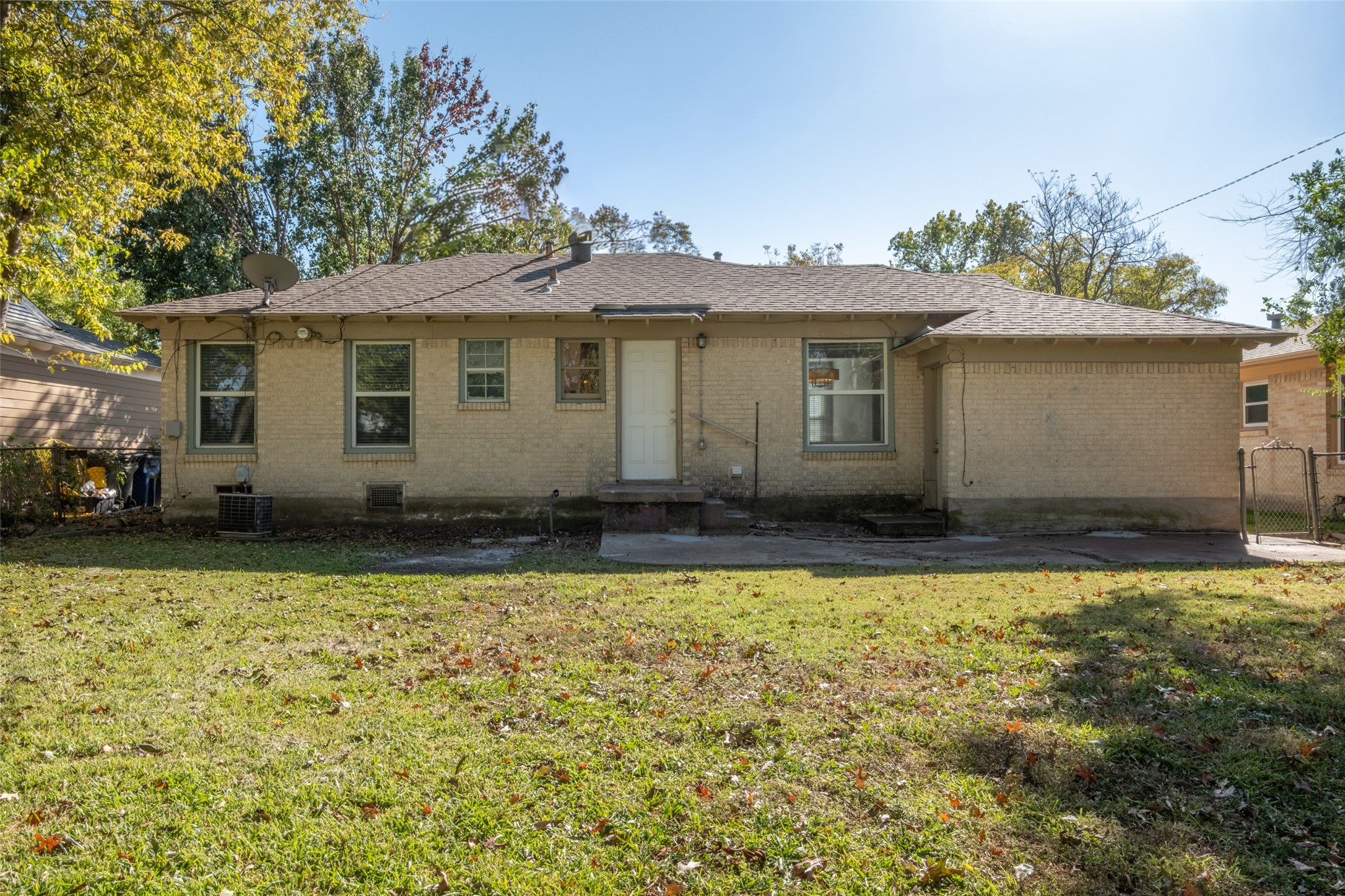 2125 Housley Drive Dallas TX 75228