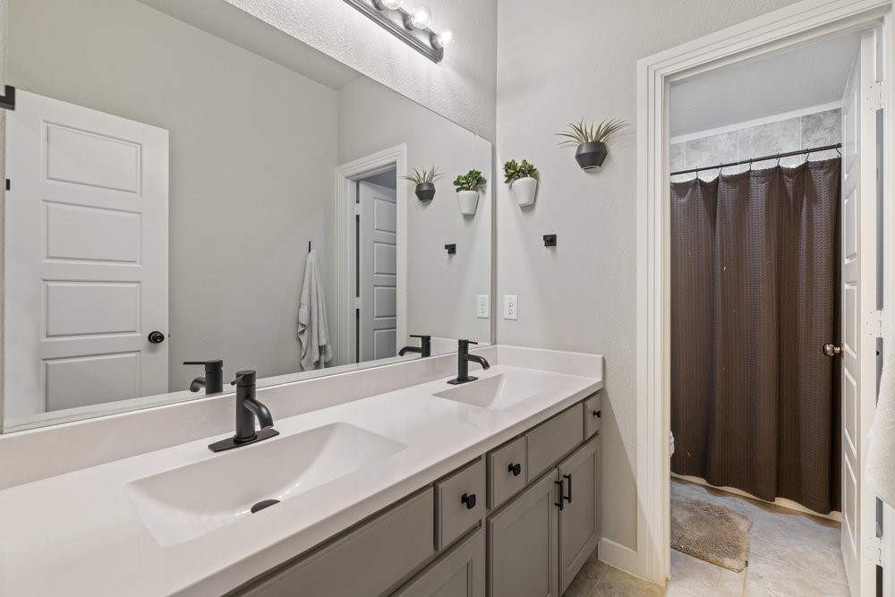 1905 13th Street Argyle TX 76226