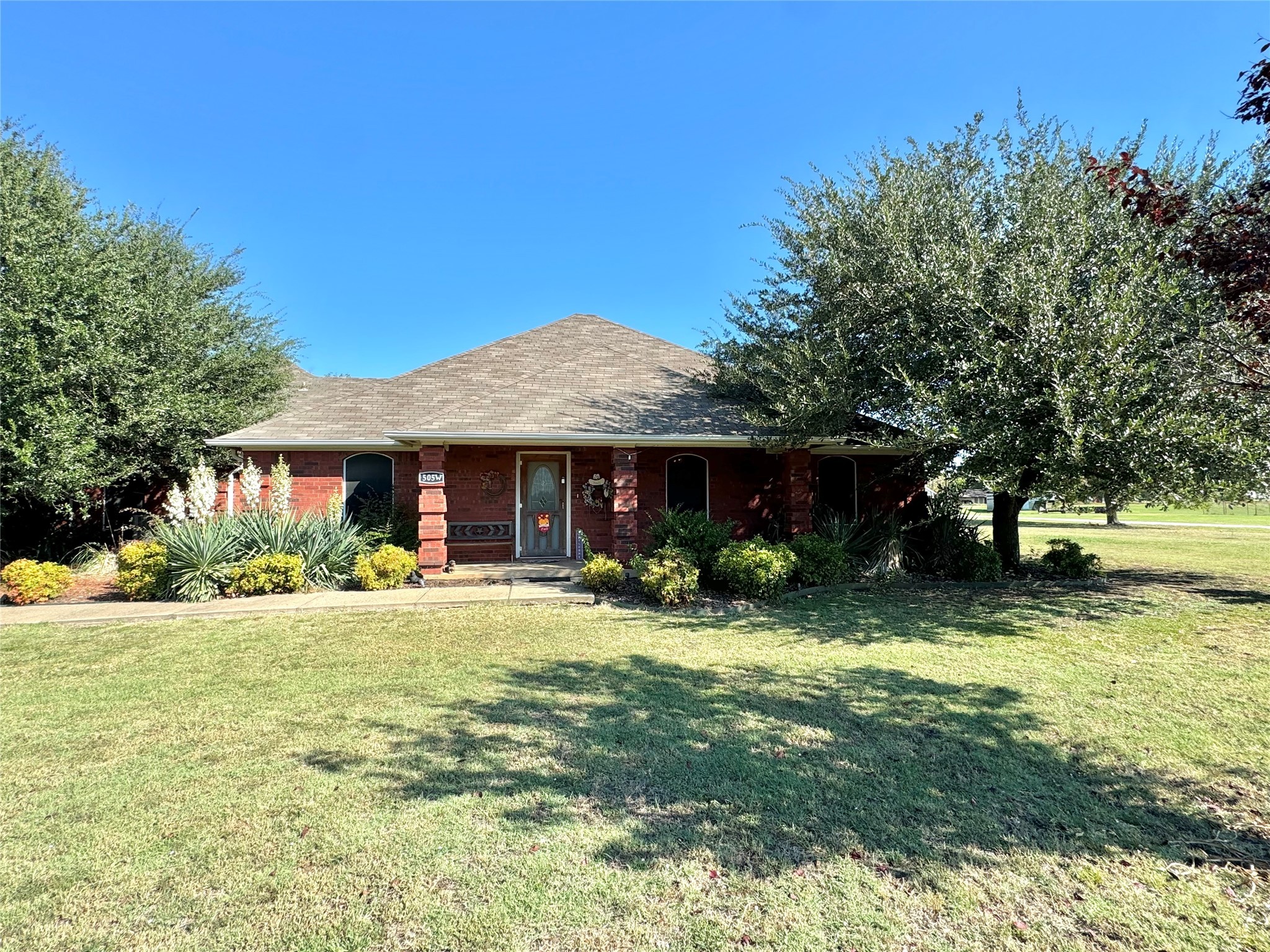 505 W 3rd Street Dodd City TX 75438