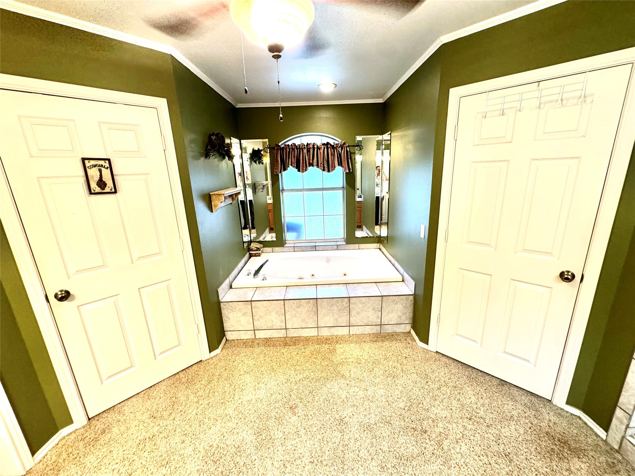 505 W 3rd Street Dodd City TX 75438