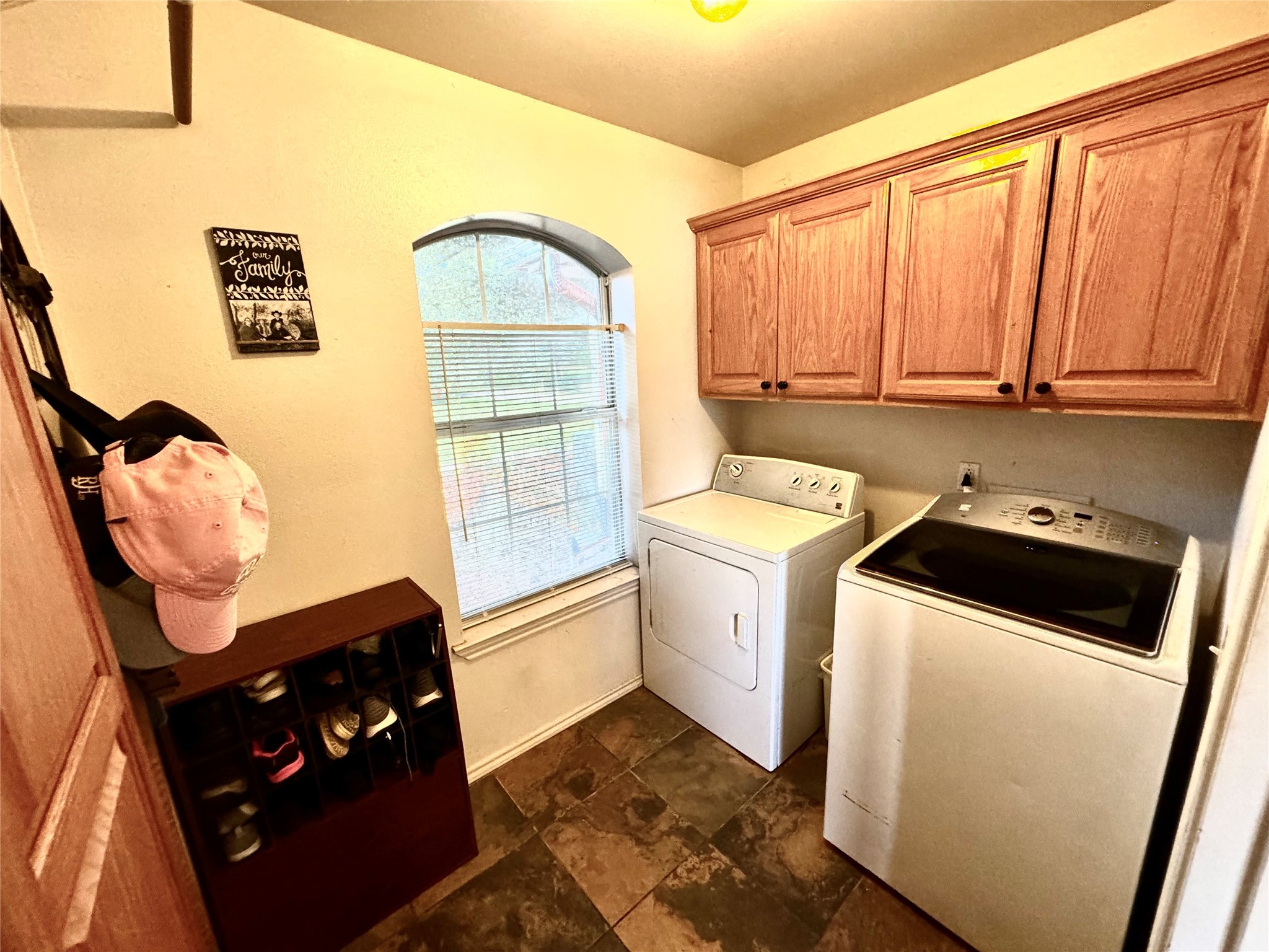 505 W 3rd Street Dodd City TX 75438