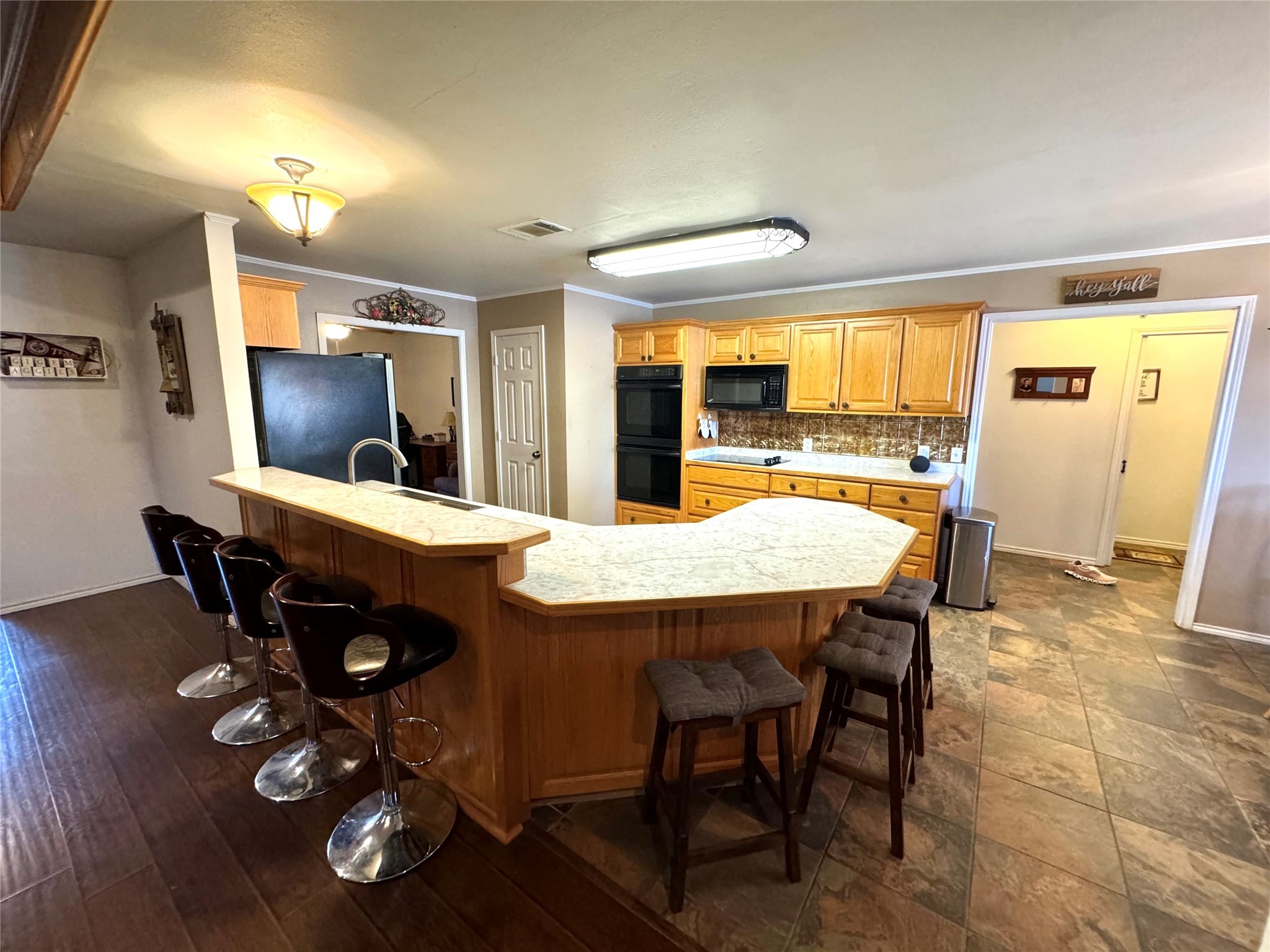 505 W 3rd Street Dodd City TX 75438