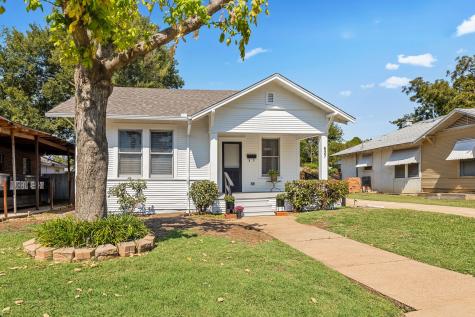 627 Delaware Street Dallas TX 75208