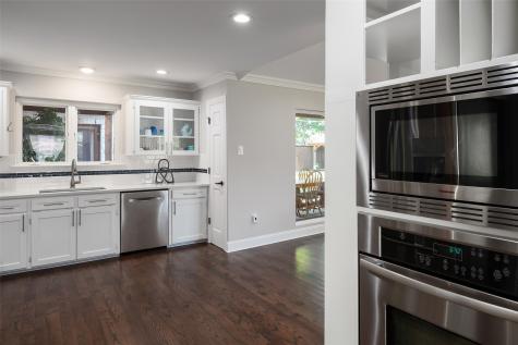 3867 Beutel Court Dallas TX 75229