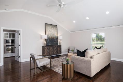 3867 Beutel Court Dallas TX 75229