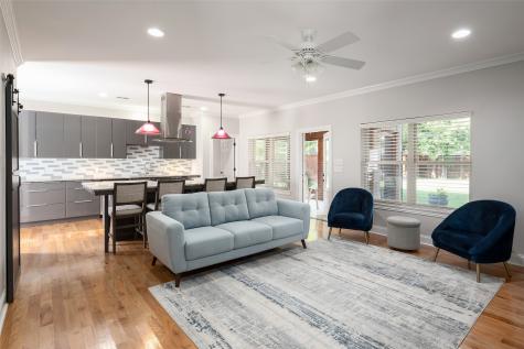 3867 Beutel Court Dallas TX 75229
