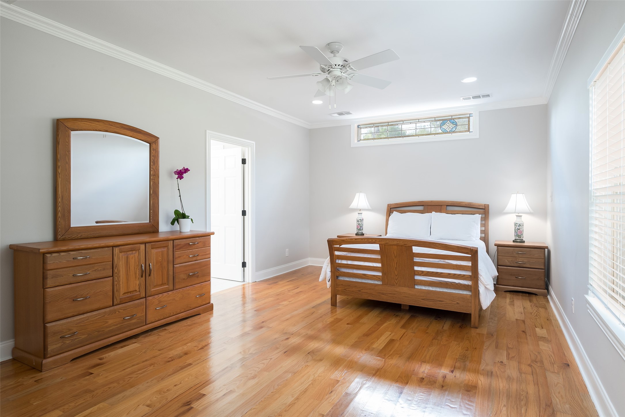 3867 Beutel Court Dallas TX 75229