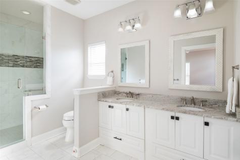 3867 Beutel Court Dallas TX 75229