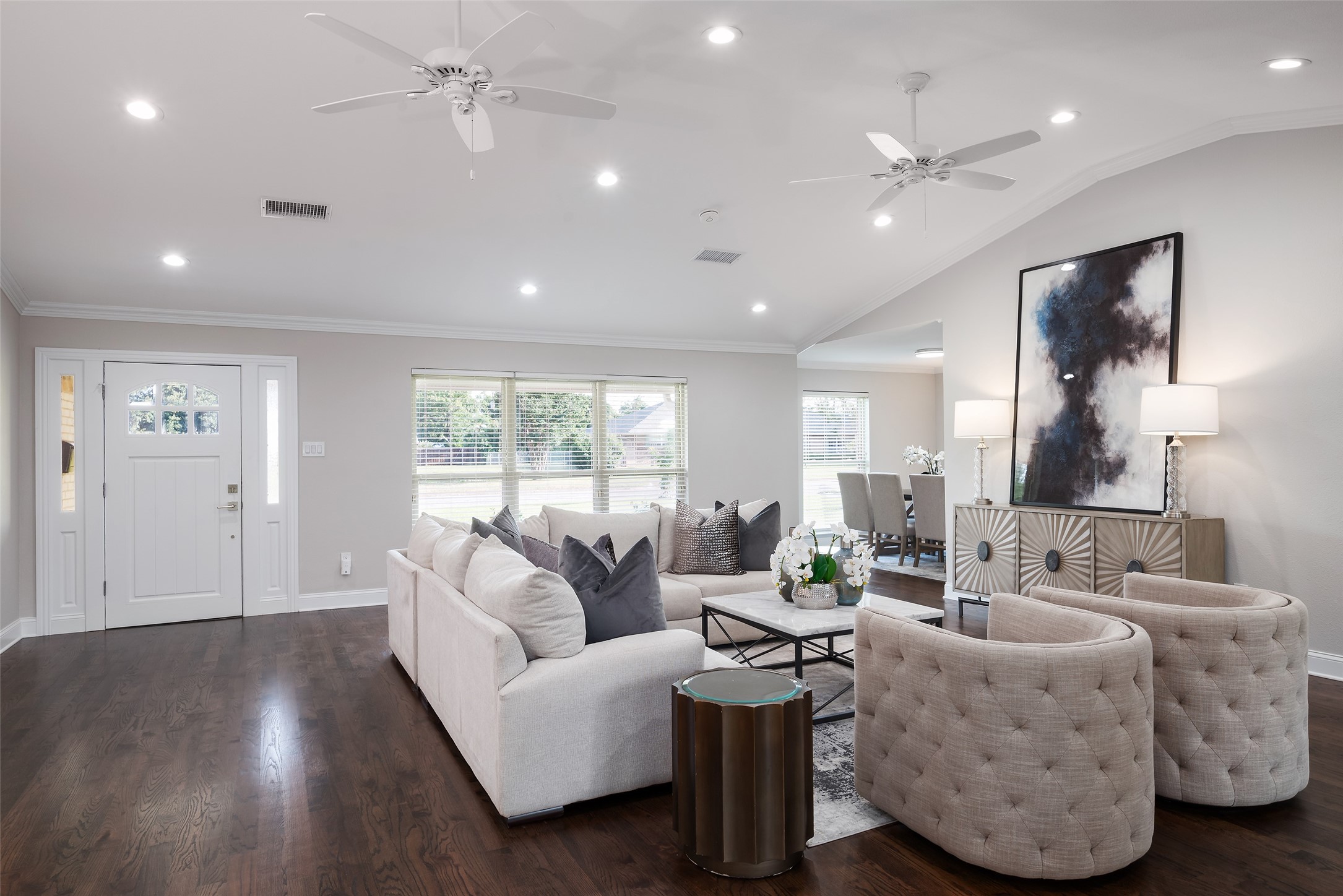 3867 Beutel Court Dallas TX 75229