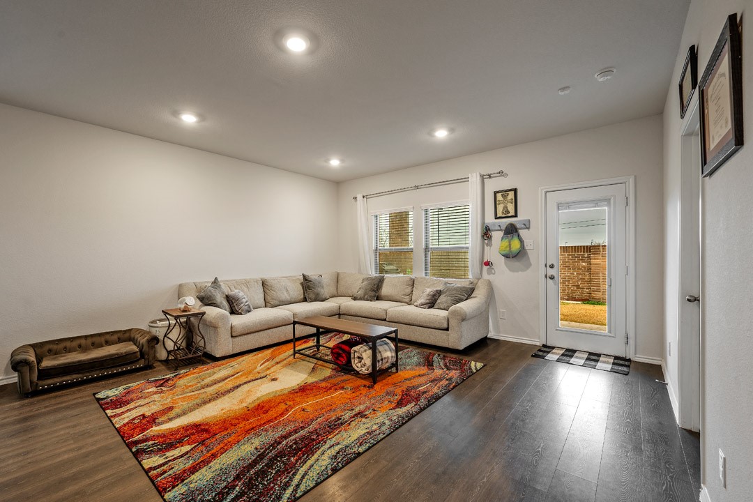 622 Clearlake Drive Waxahachie TX 75165