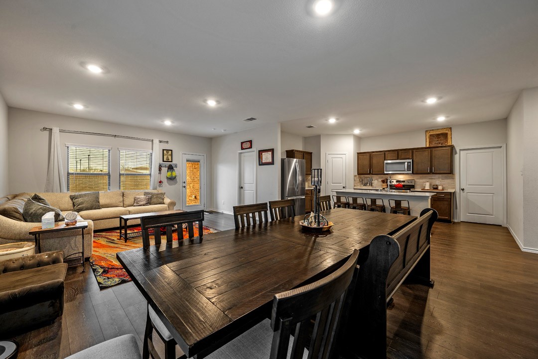 622 Clearlake Drive Waxahachie TX 75165