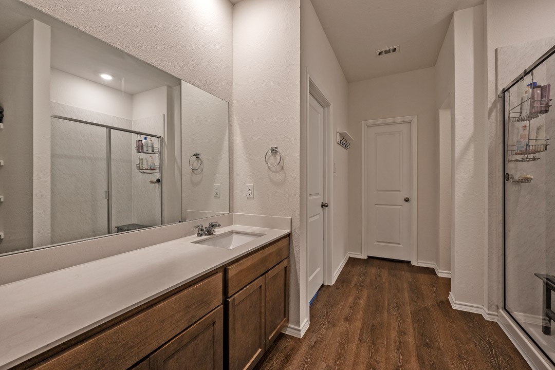 622 Clearlake Drive Waxahachie TX 75165