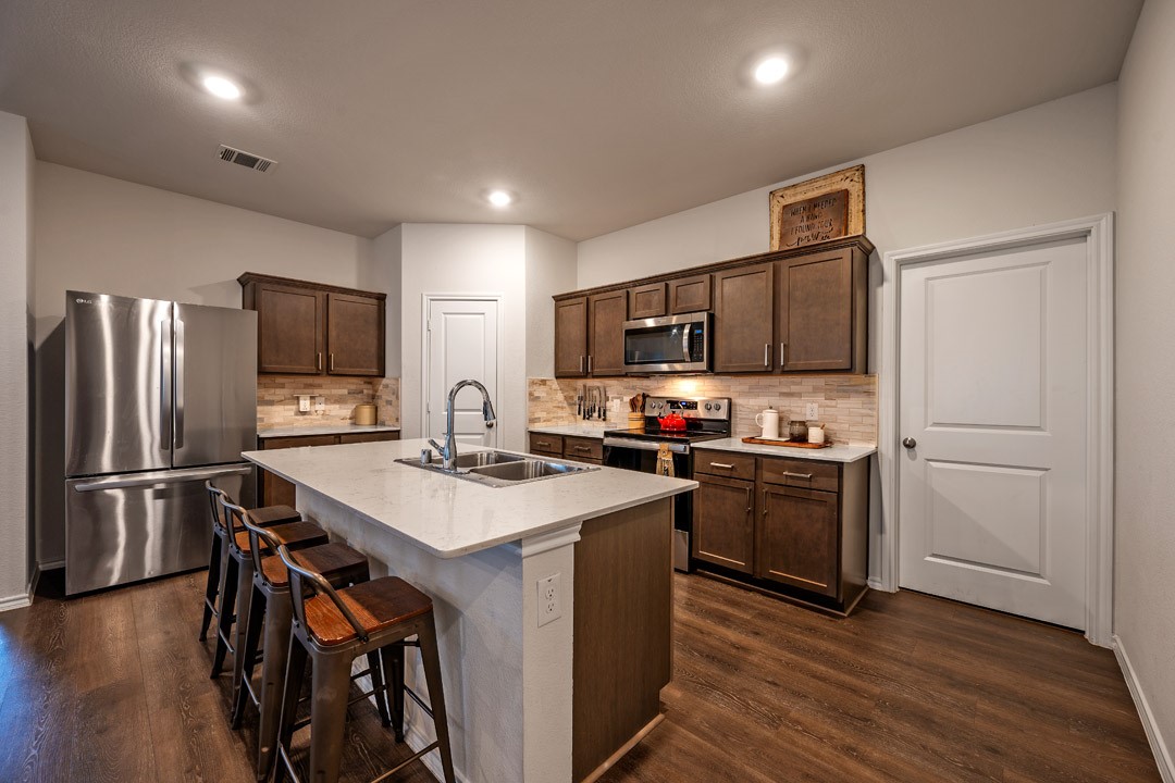 622 Clearlake Drive Waxahachie TX 75165
