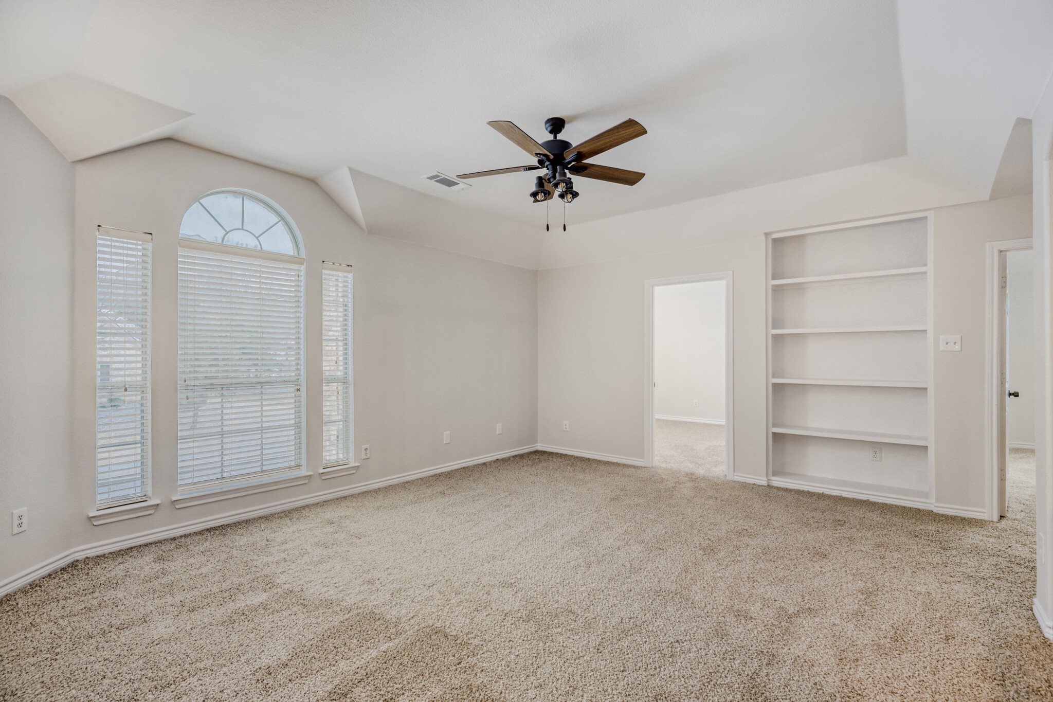 2207 Creekedge Court Corinth TX 76210