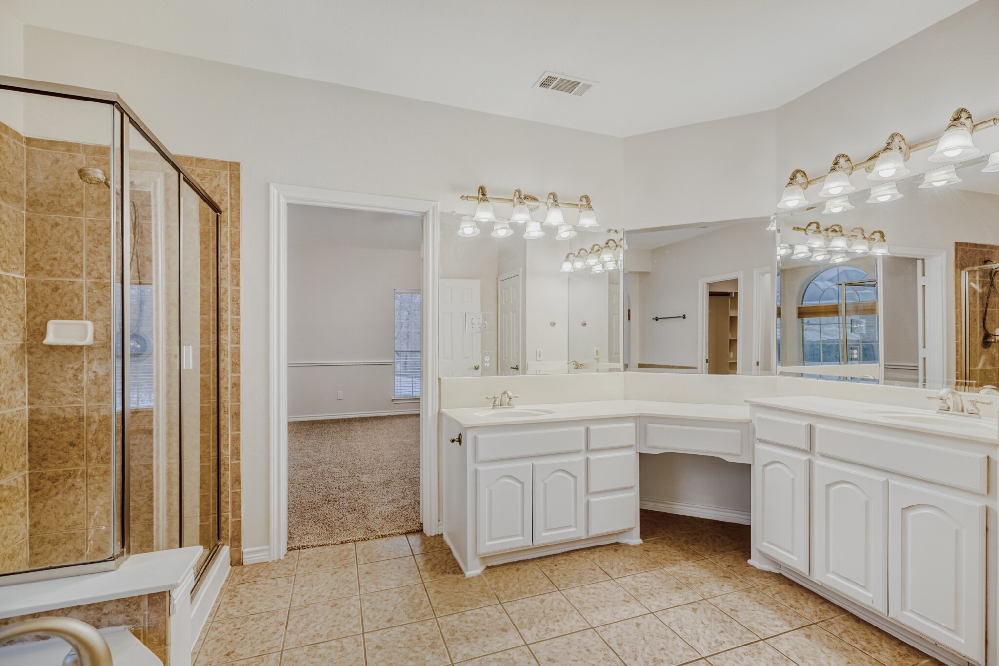 2207 Creekedge Court Corinth TX 76210