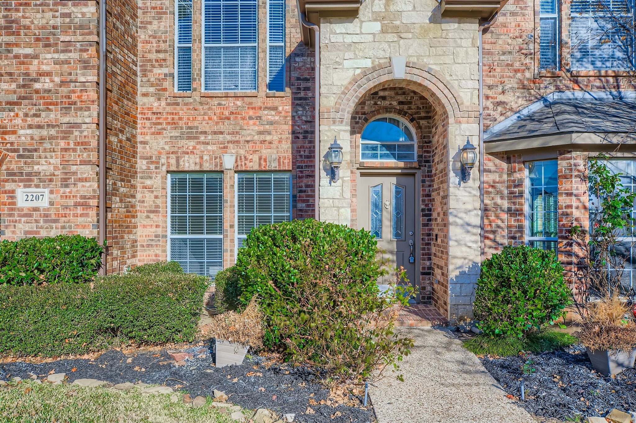2207 Creekedge Court Corinth TX 76210
