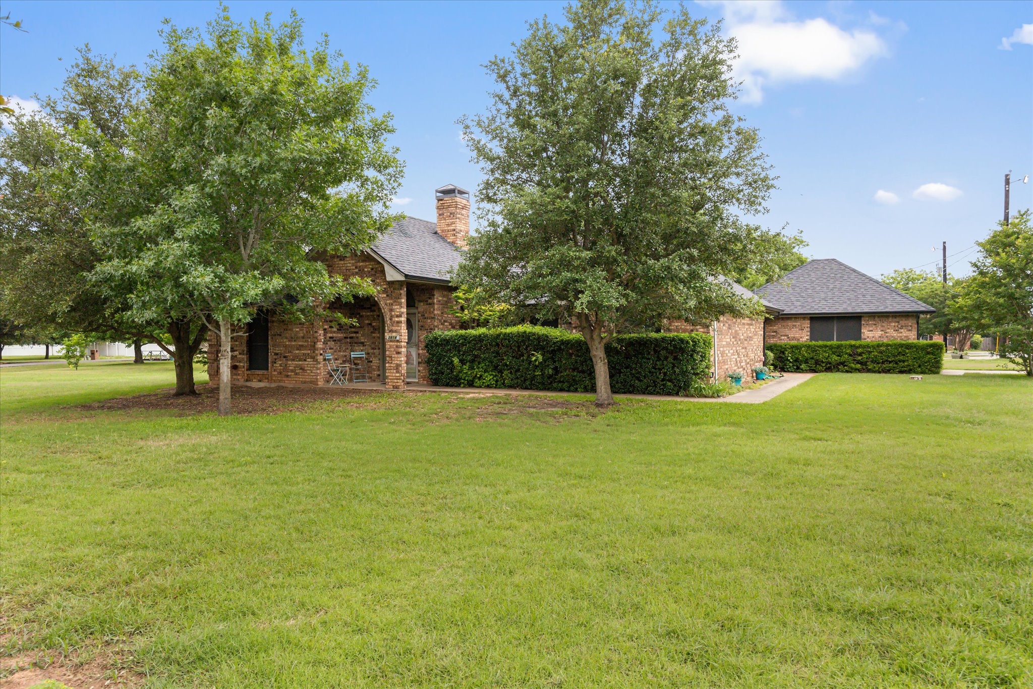 3814 Buena Vista Circle Granbury TX 76049