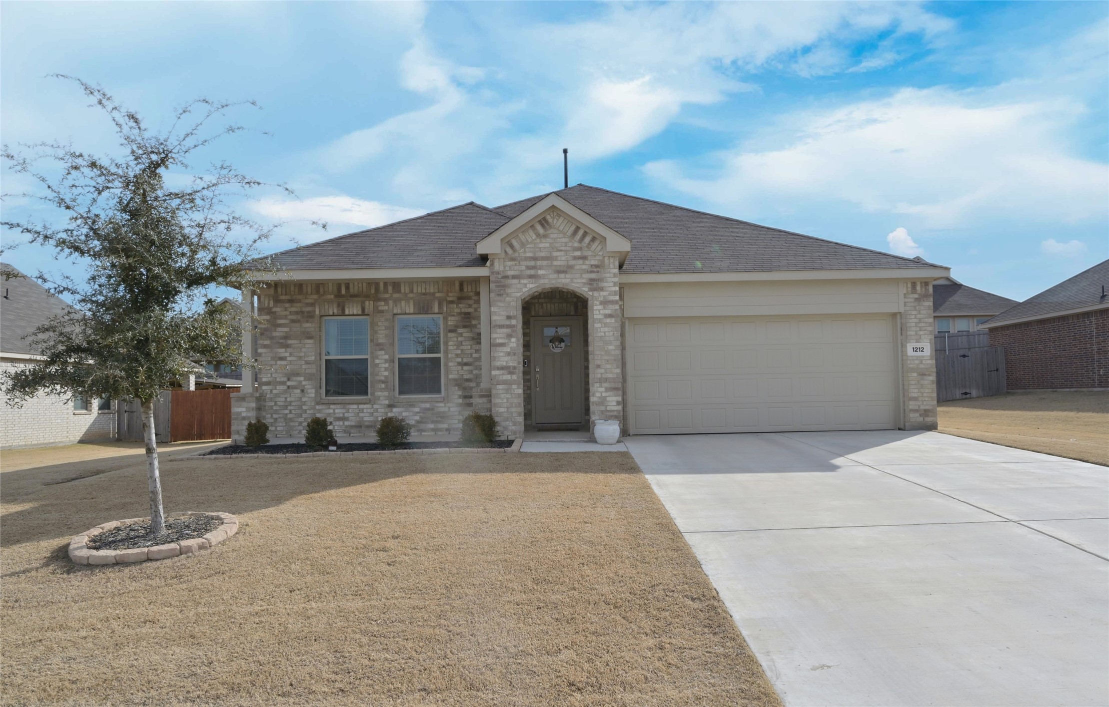1212 Almond Road Azle TX 76020