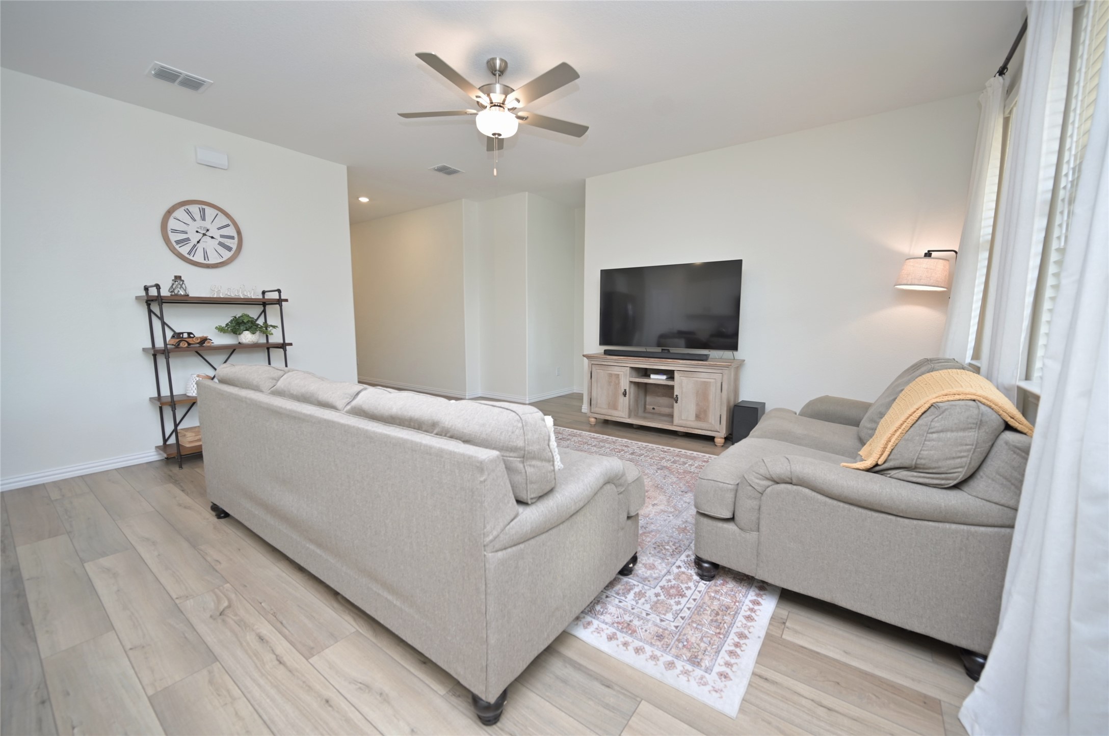 1212 Almond Road Azle TX 76020